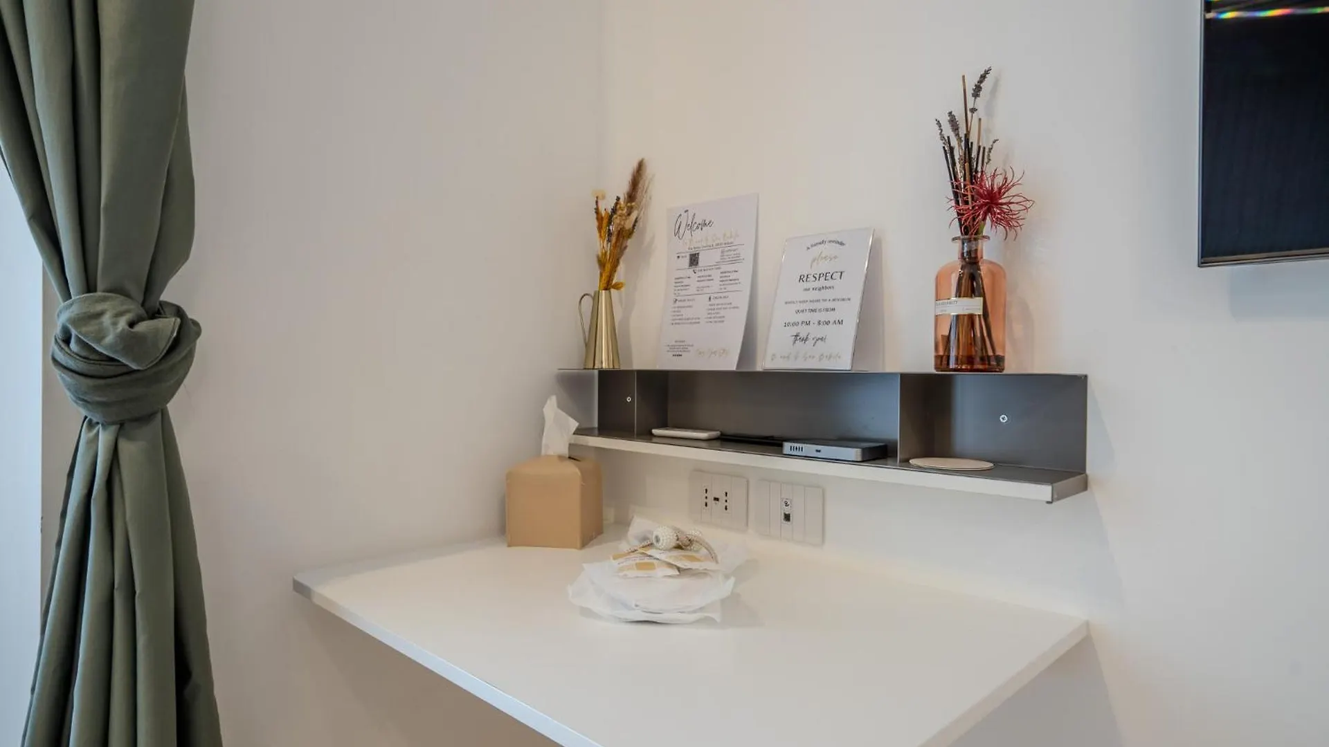 Hotel B And G San Babila- Luxury In The Heart Of Milano - Design District 0*,