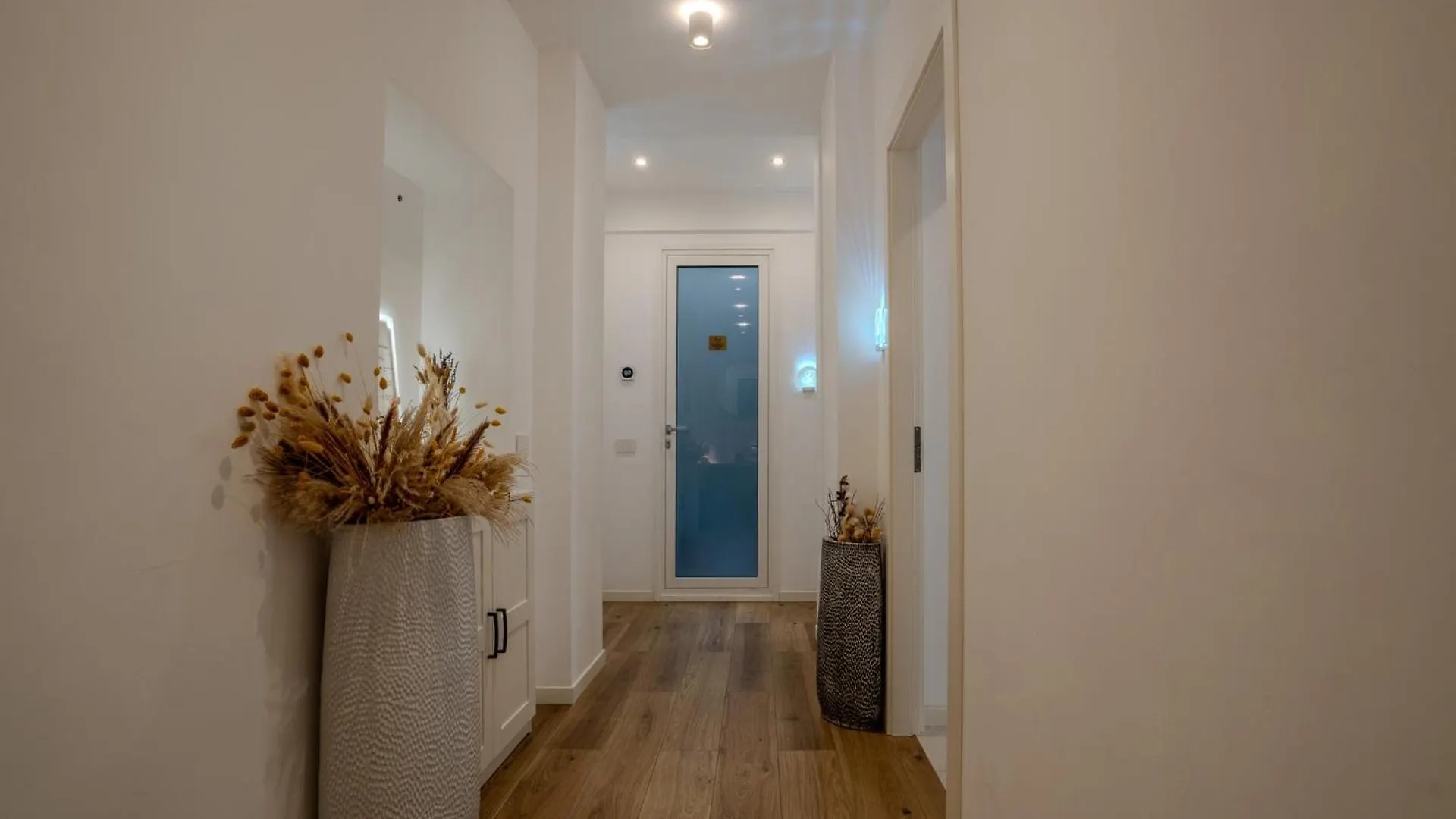 Affittacamere Hotel B And G San Babila- Luxury In The Heart Of Milano - Design District